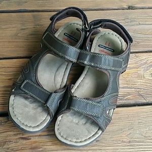 wrangler memory foam sandals